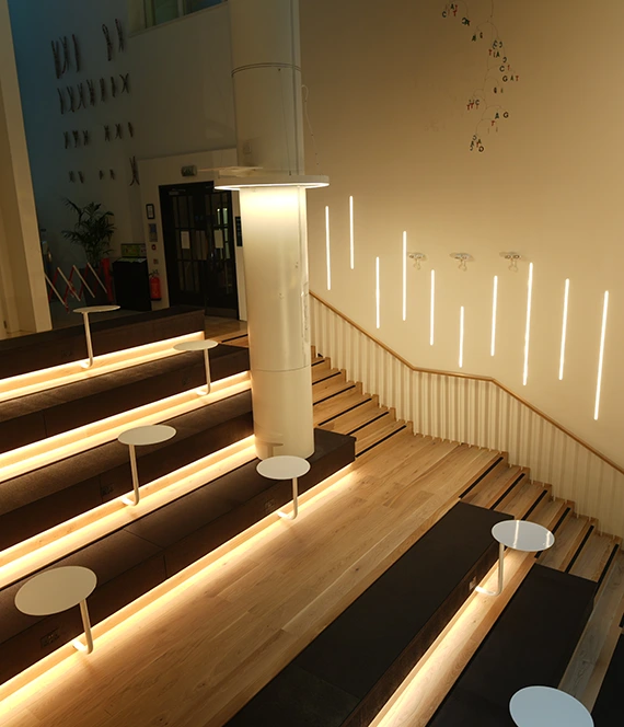 LONDON SCHOOL
OF HYGIENE <br>&
TROPICAL MEDICINE